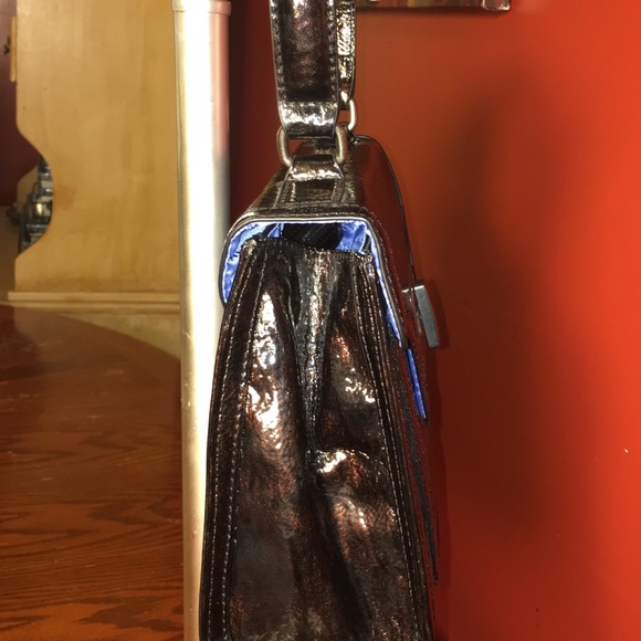 Simply Vera Vera Wang Top Handle Satchel Handbag - Picture 12 of 14